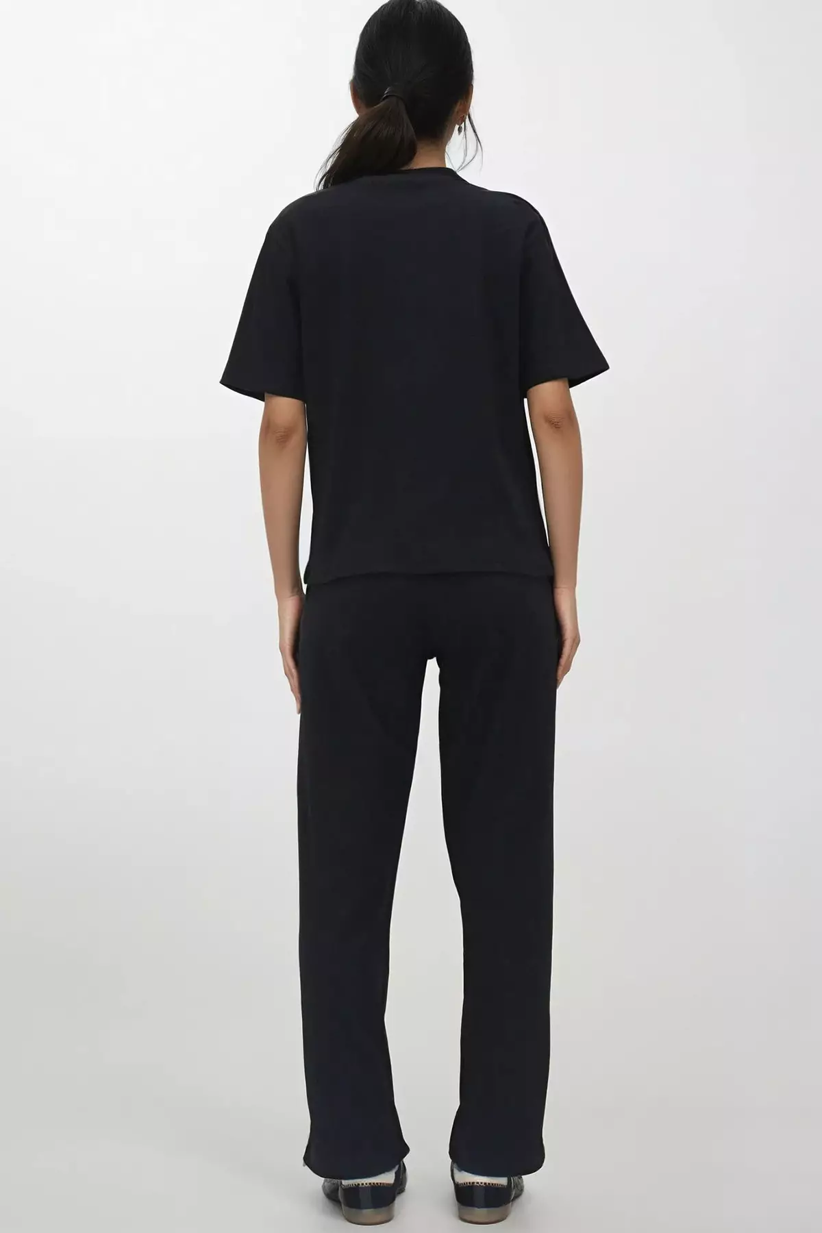 Basic T-Shirt & Pants Set