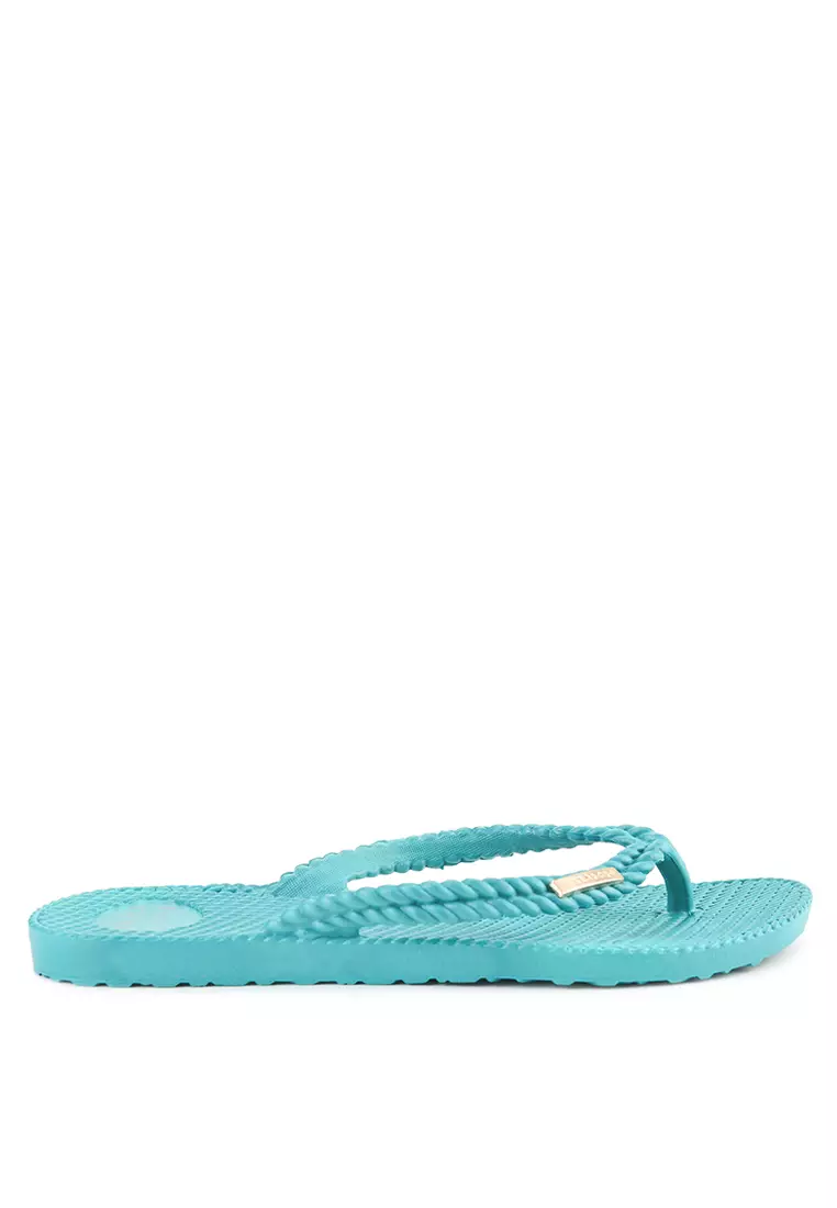 Kick Back Thong - Solid