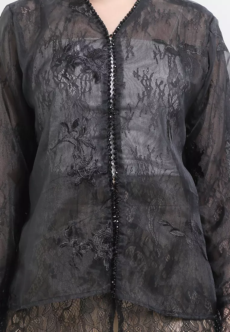 L/S Embellished Flo Emb Organza Outer W/ Lace Chantily Lining