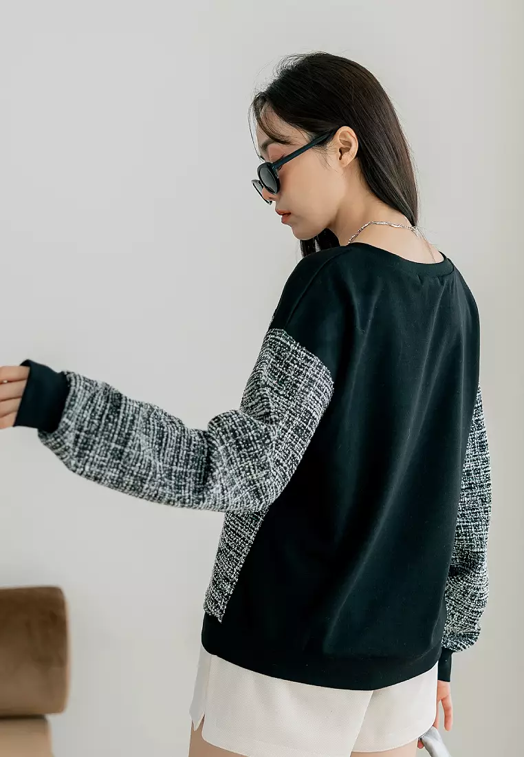Metallic-Detail V-Neck Top [AB19943]