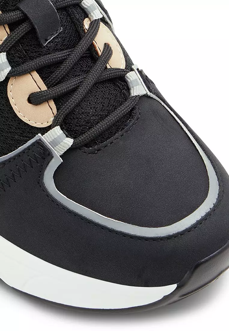 Ozzie Wedge Sneakers