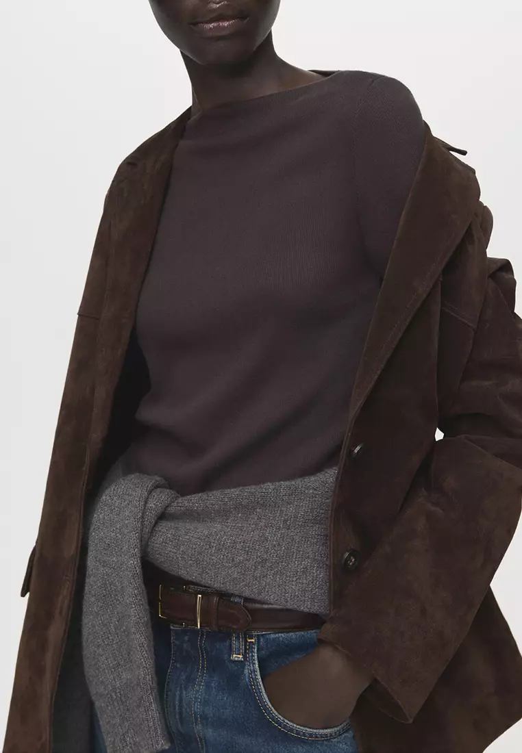 Long-Sleeved Boat-Neck T-Shirt