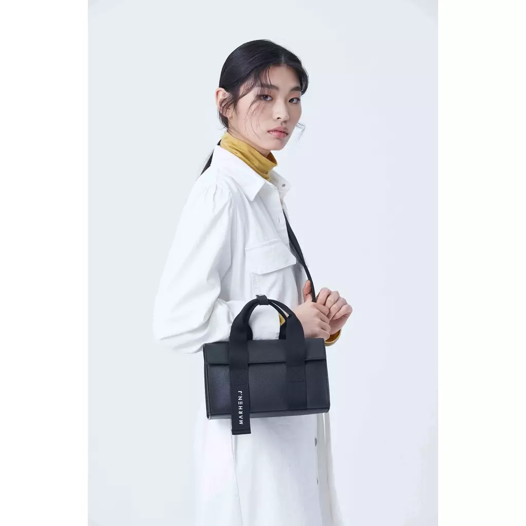 LUDY Vegan Leather Crossbody Bag All Black