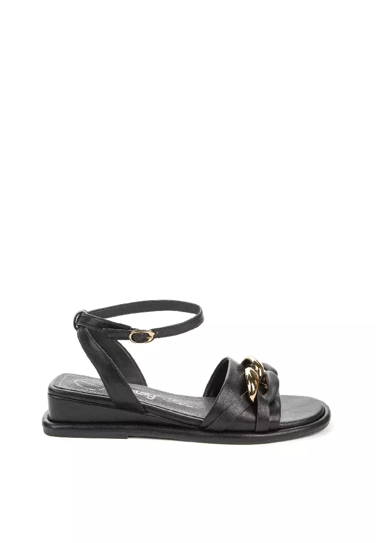 Discount on Betsy  shoes - SKU: Jaylin Ankle Strap Chain Sandals
