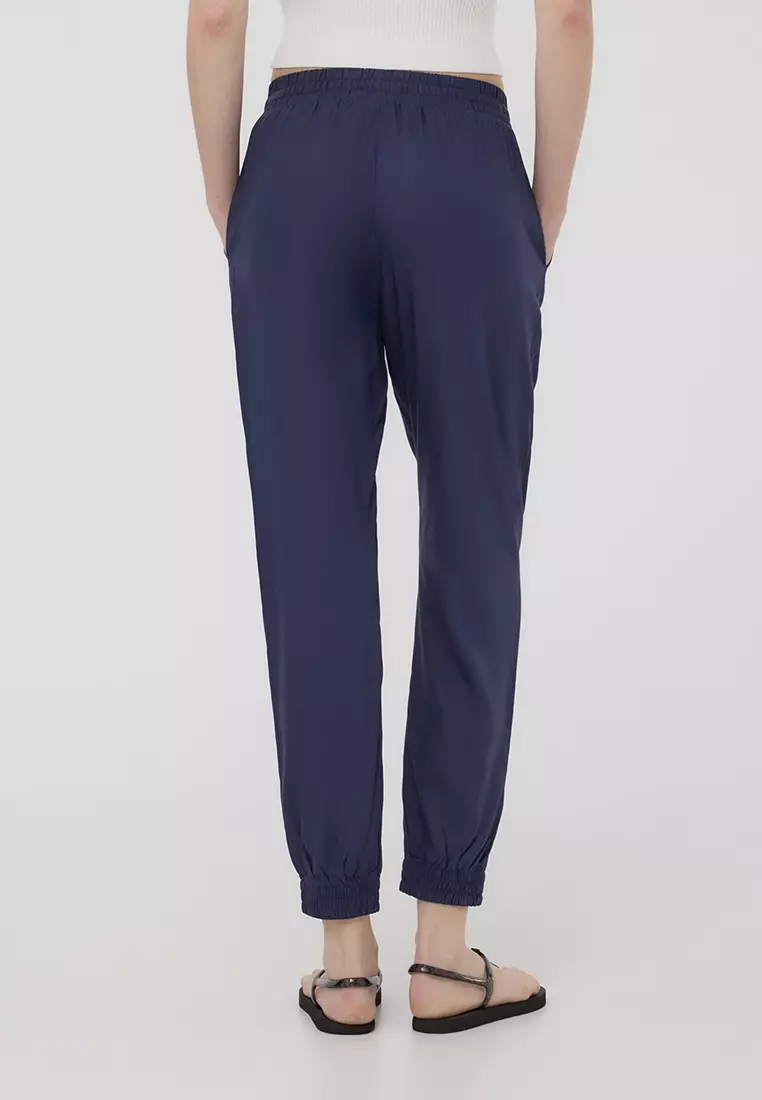 Woman Long Pants