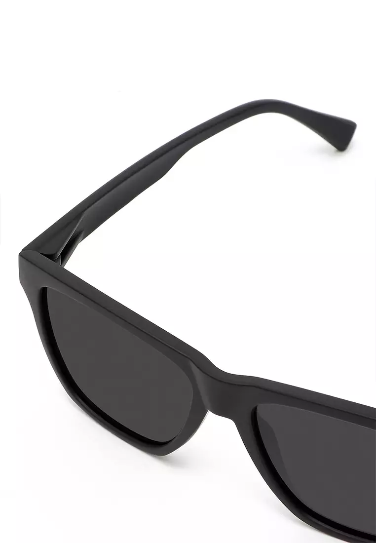 HAWKERS Black Dark ONE LS Sunglasses for Men and Women, Unisex UV400 Protection Official Product Designed in Spain
