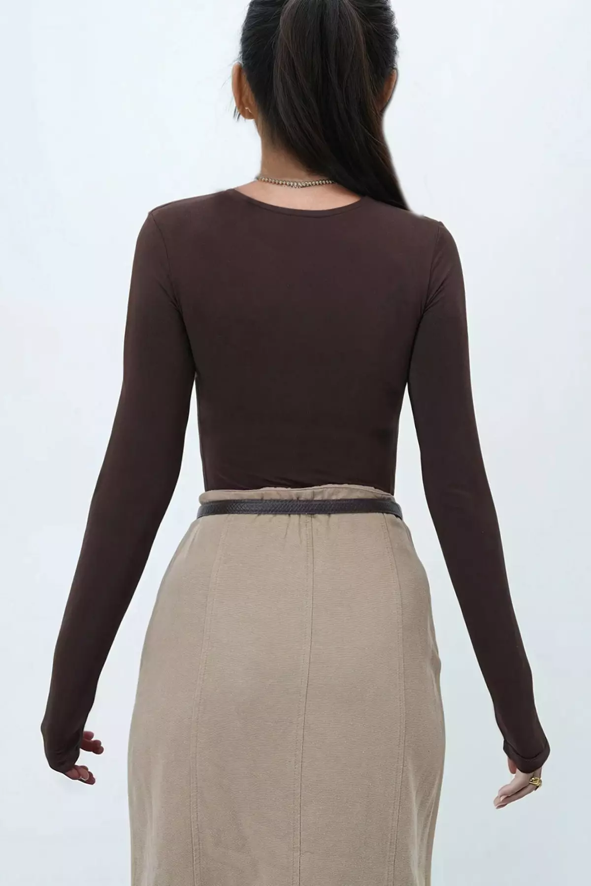 Women's Bitter Coffee Crew Neck Overalls With Snap Buttons On The Bottom Blouse Alc-X14388