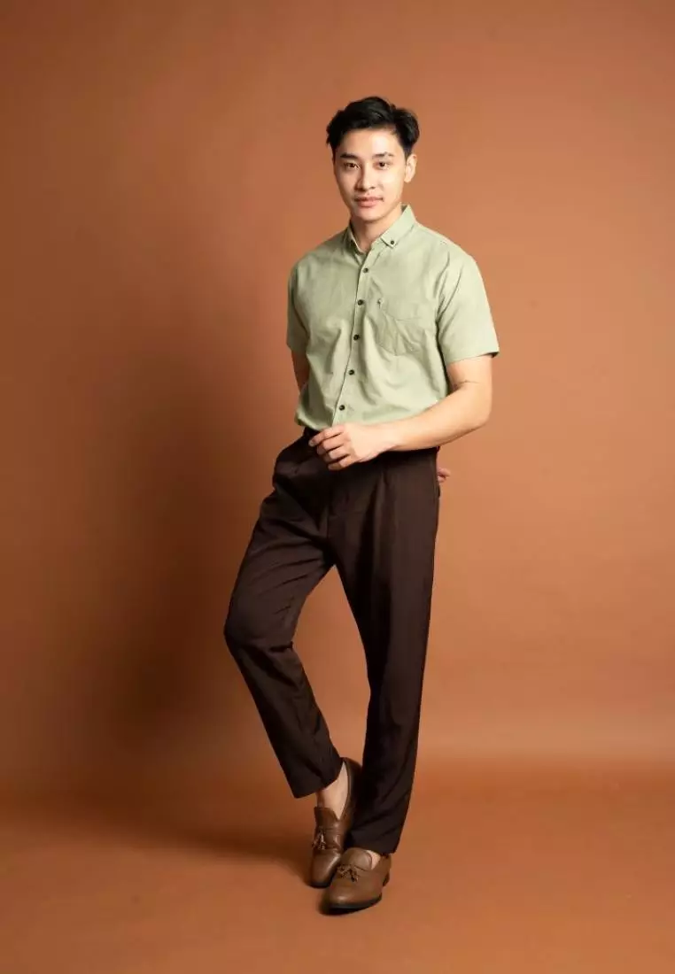 Kemeja lengan pendek pria formal slim fit hijau mint houseofcuff