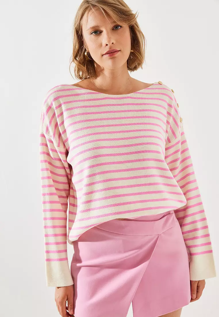 Women's Striped Shoulder Buttoned Sweater 20247511
