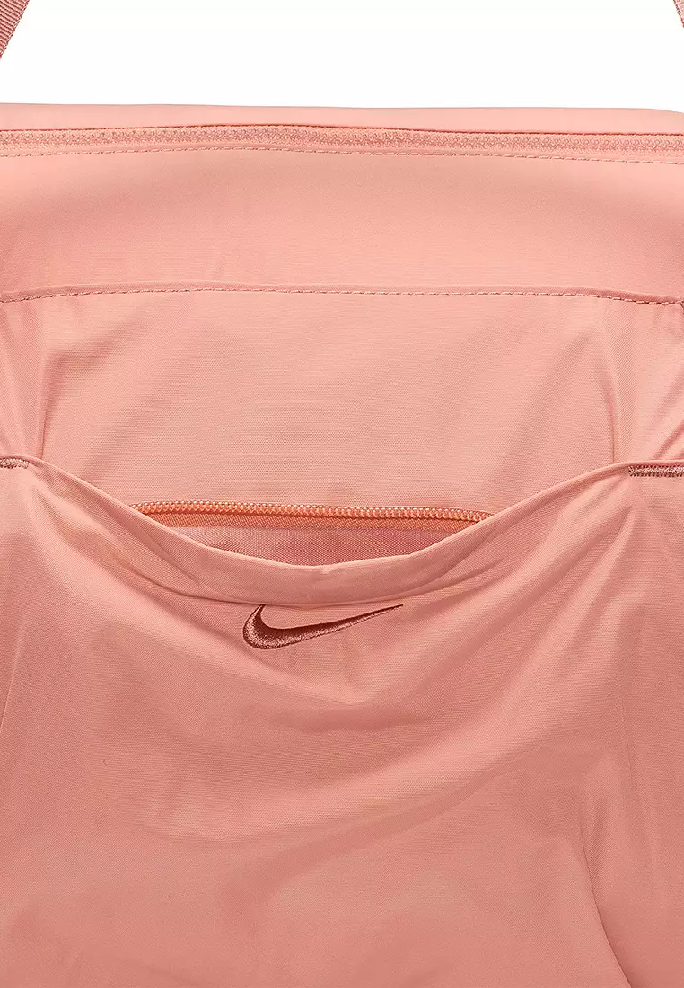 One Duffel Bag (35L)