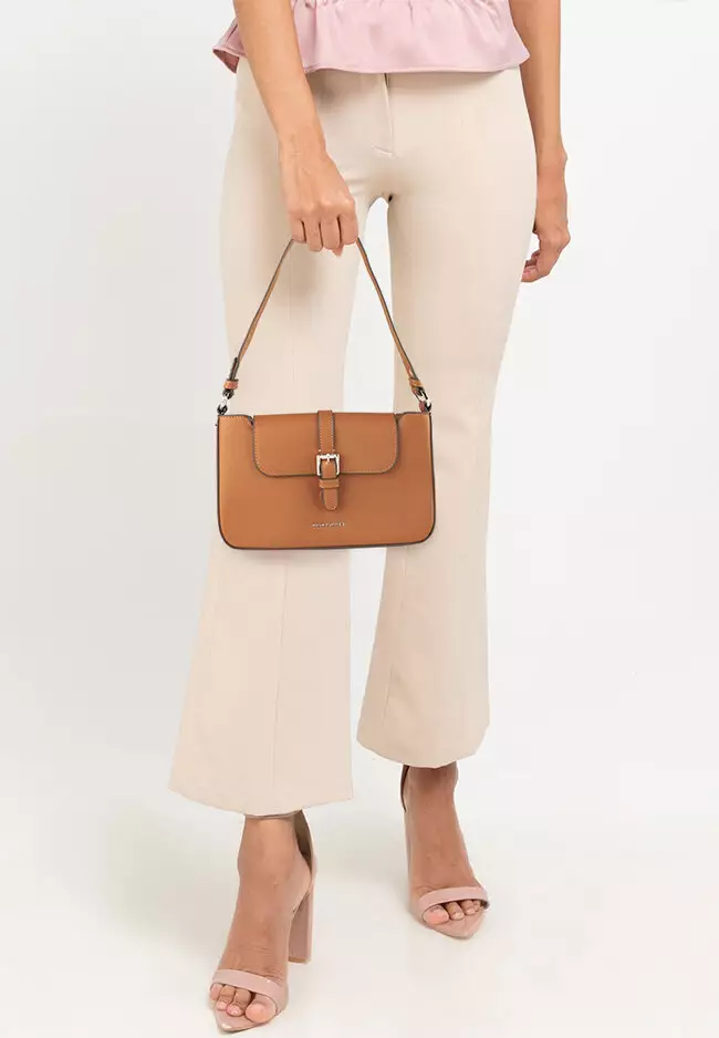 Jual Hush Puppies Malani Shoulder (M) Original 2024 ZALORA Indonesia