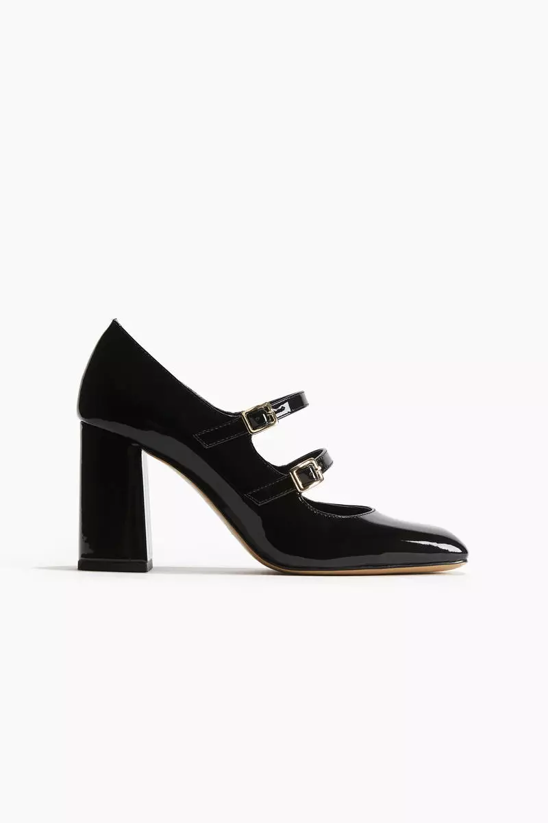 Discount on H&M  shoes - SKU: Patent court shoes