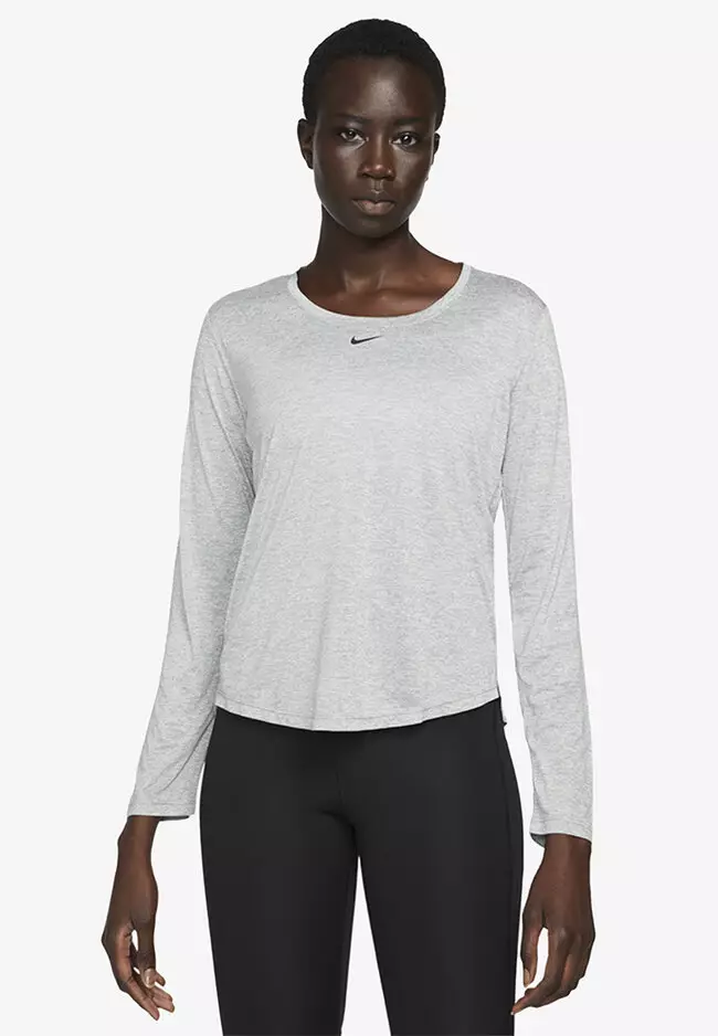 Nike dri fit hotsell solid tee long sleeve