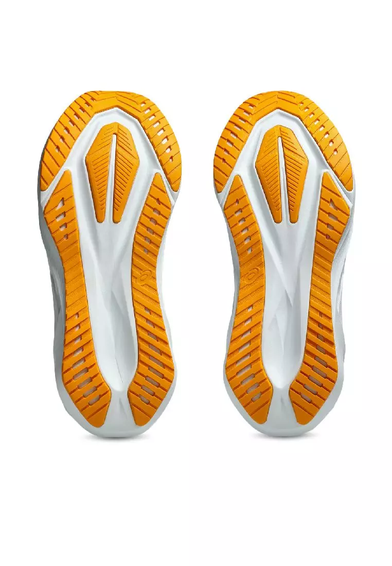 NOVABLAST 5 跑步鞋 1011B974-407