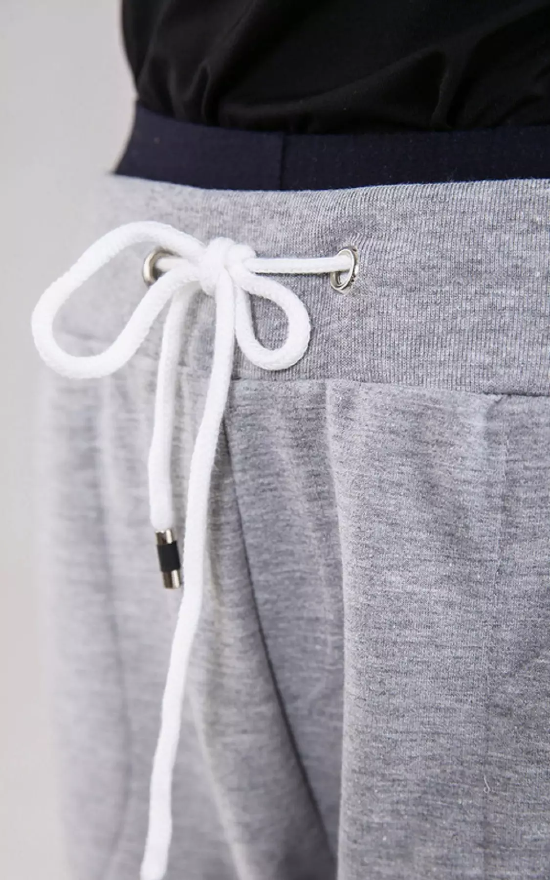 Basic Jogger Pants - Celana Training Olahraga Wanita