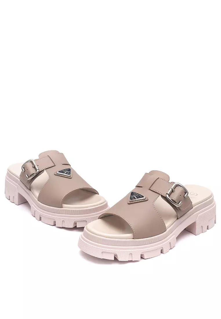 Jennifer Platform Sandal in Beige