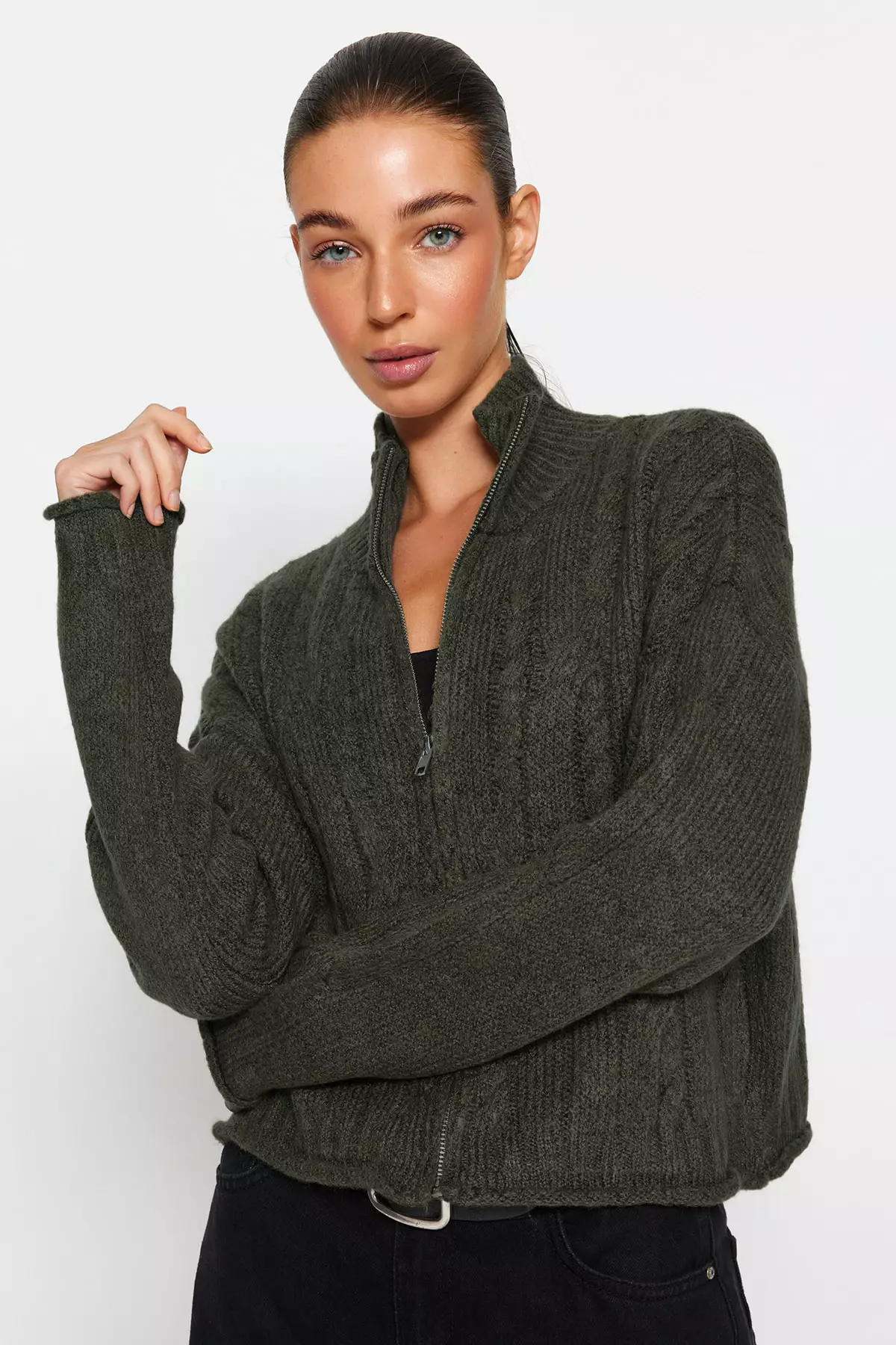 Trendyol Soft Textured Sweater Cardigan with Zipper and Braids