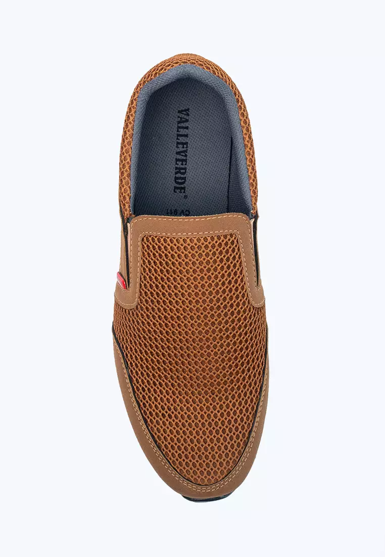 Sepatu Sneakers Slip On Pria Charlie