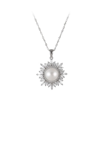 Glamorousky white 925 Sterling Silver Fashion Sparkling Snowflake Freshwater Pearl Pendant with Cubic Zirconia and Necklace 6DB86ACD78BDE7GS_1