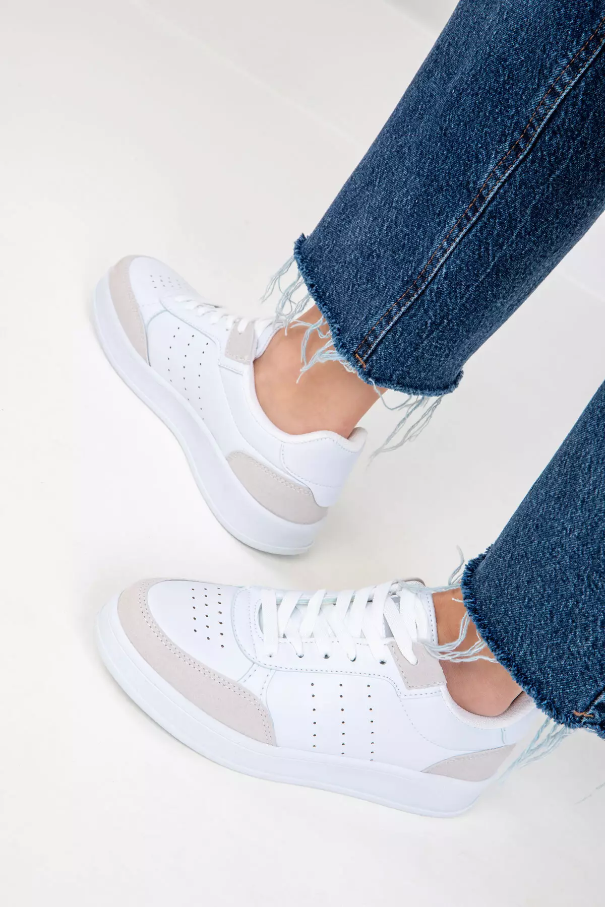 White-Ice Women's Sneakers 20359