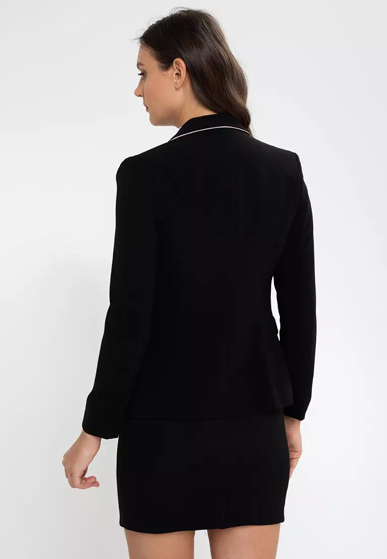 Contrast Piping Suit Blazer