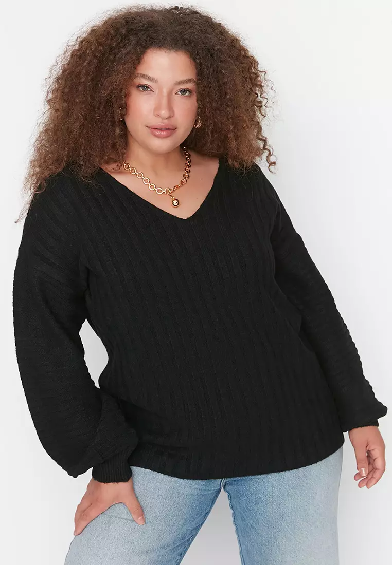 Plus Size Lace Detailed V-Neck Knitwear Sweater