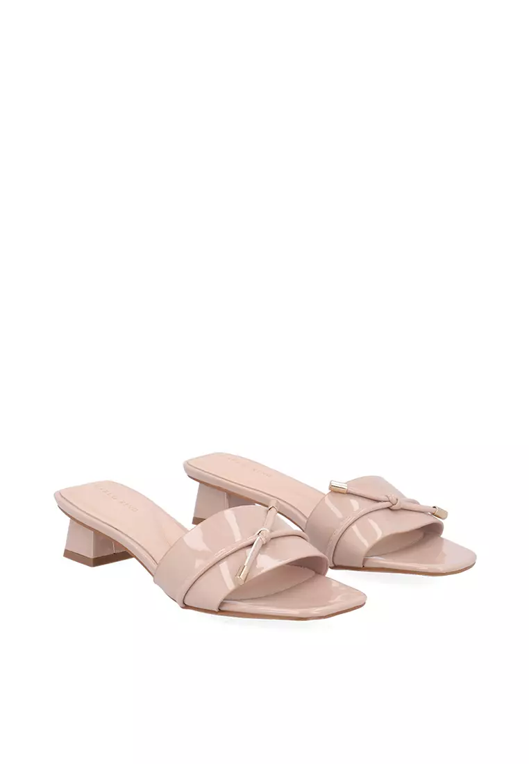 Dark Beige Glossy Chunky Heeled Sandals