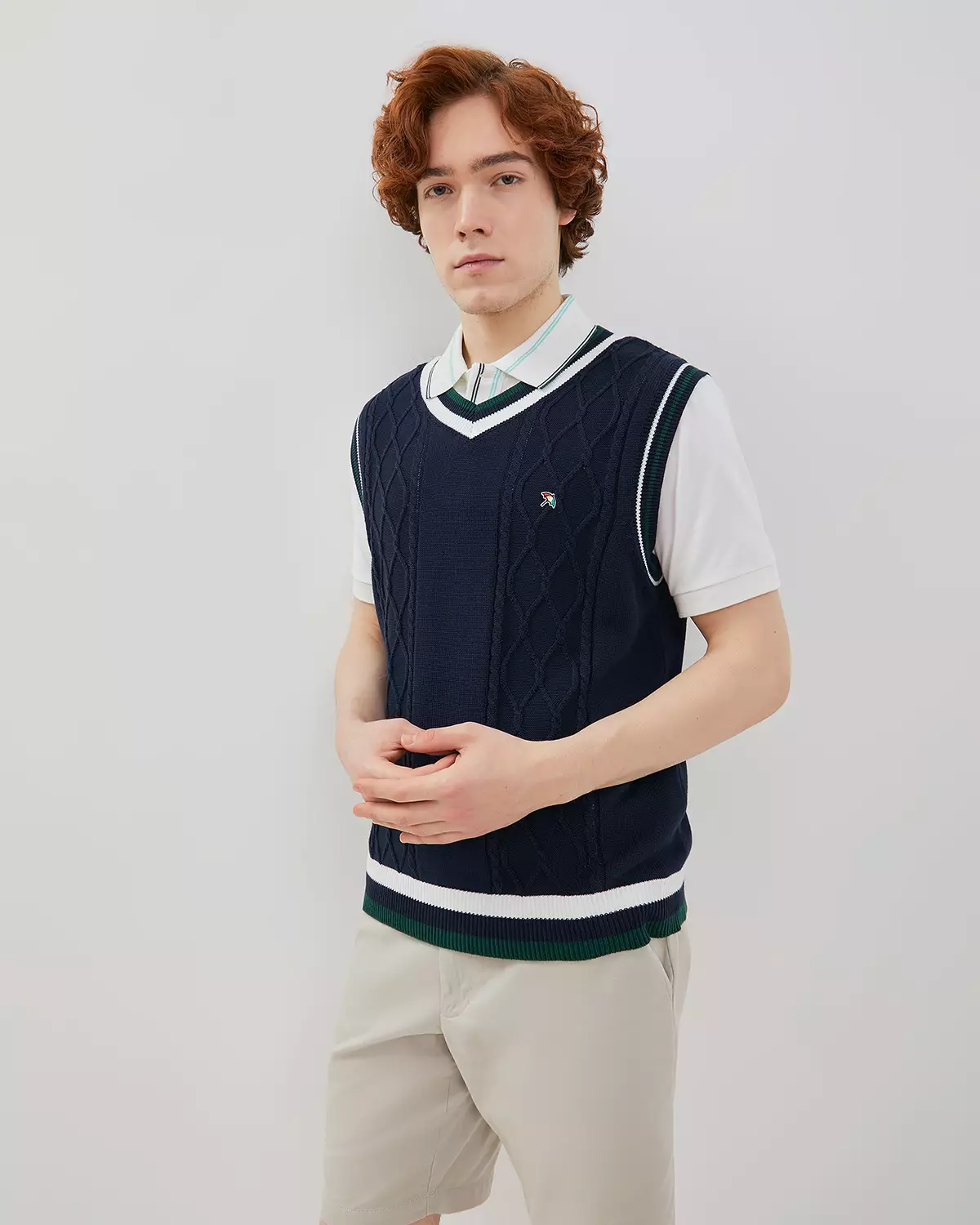 MEN'S NAVY KNIT VEST