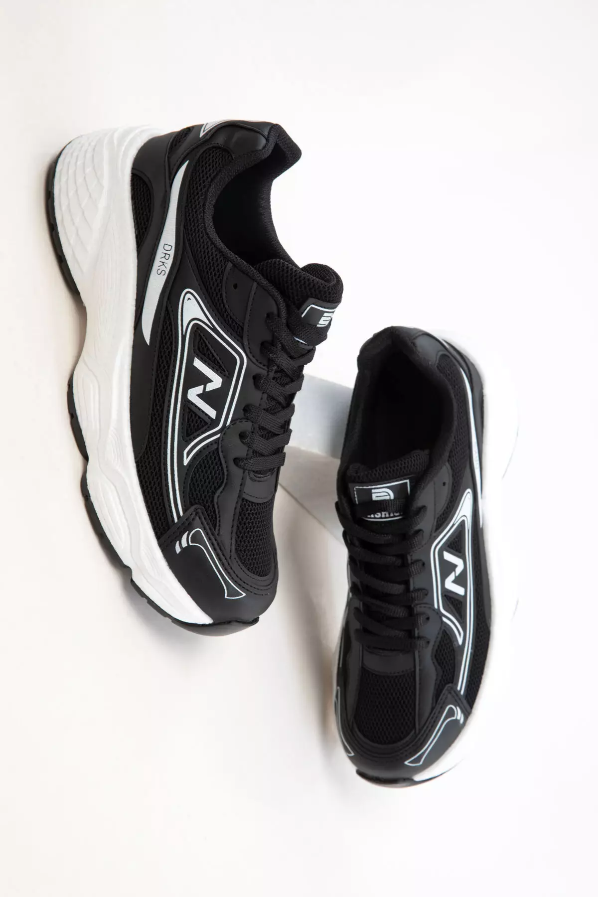 Black-White Women's Sneaker 20762