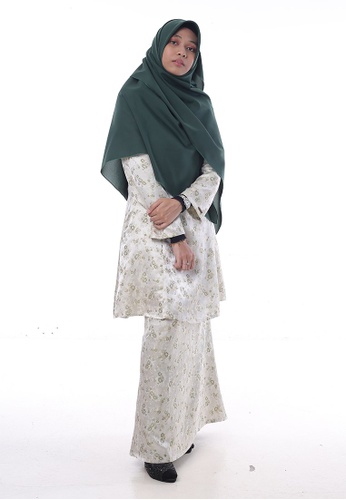 Baju Kurung Salwa from Denai Boutique in green_1