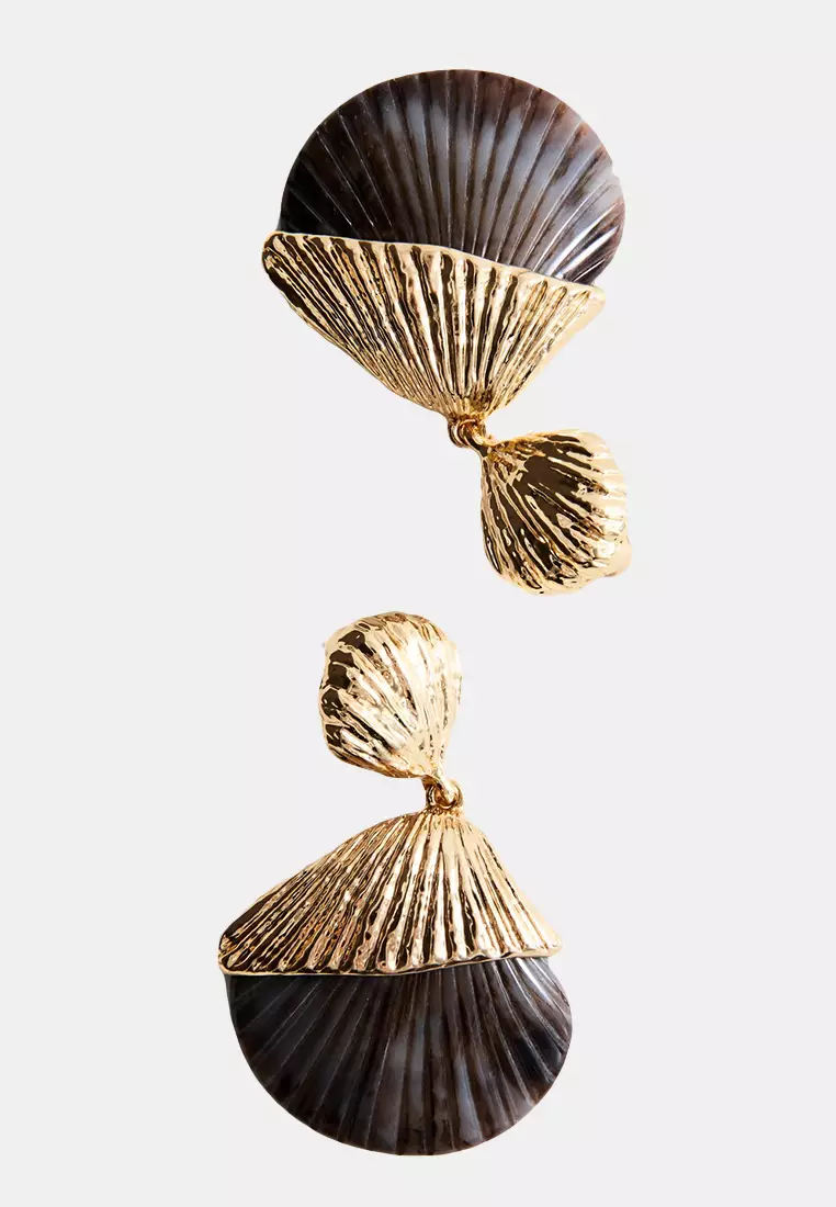 Shell Design Earrings