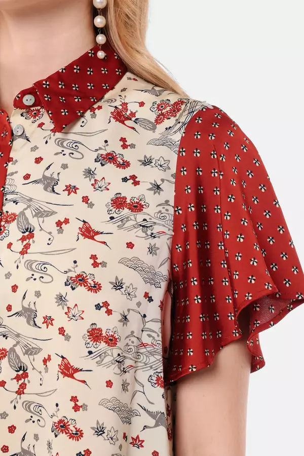 MINIMAL - Eriana - Blouse Lipit Motif Gringsing - Red Colour Red