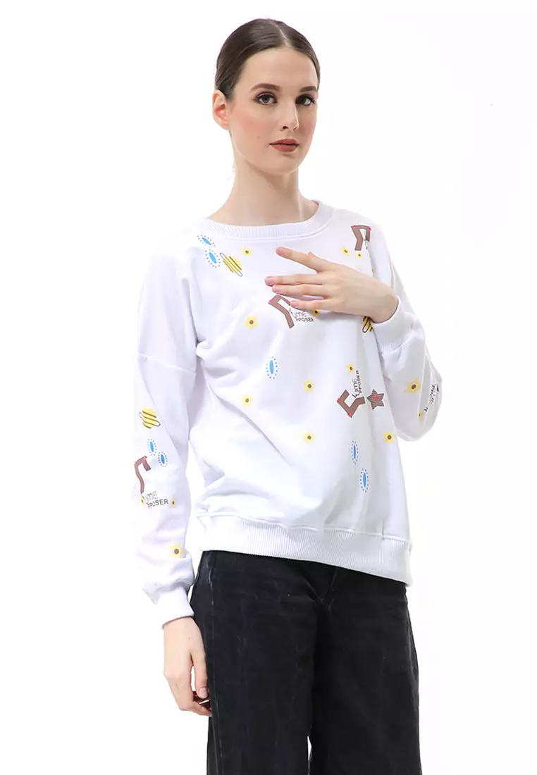 Nadeline Sweater Galaxy Star Oversize Atasan Wanita Relaxed Fit - Putih