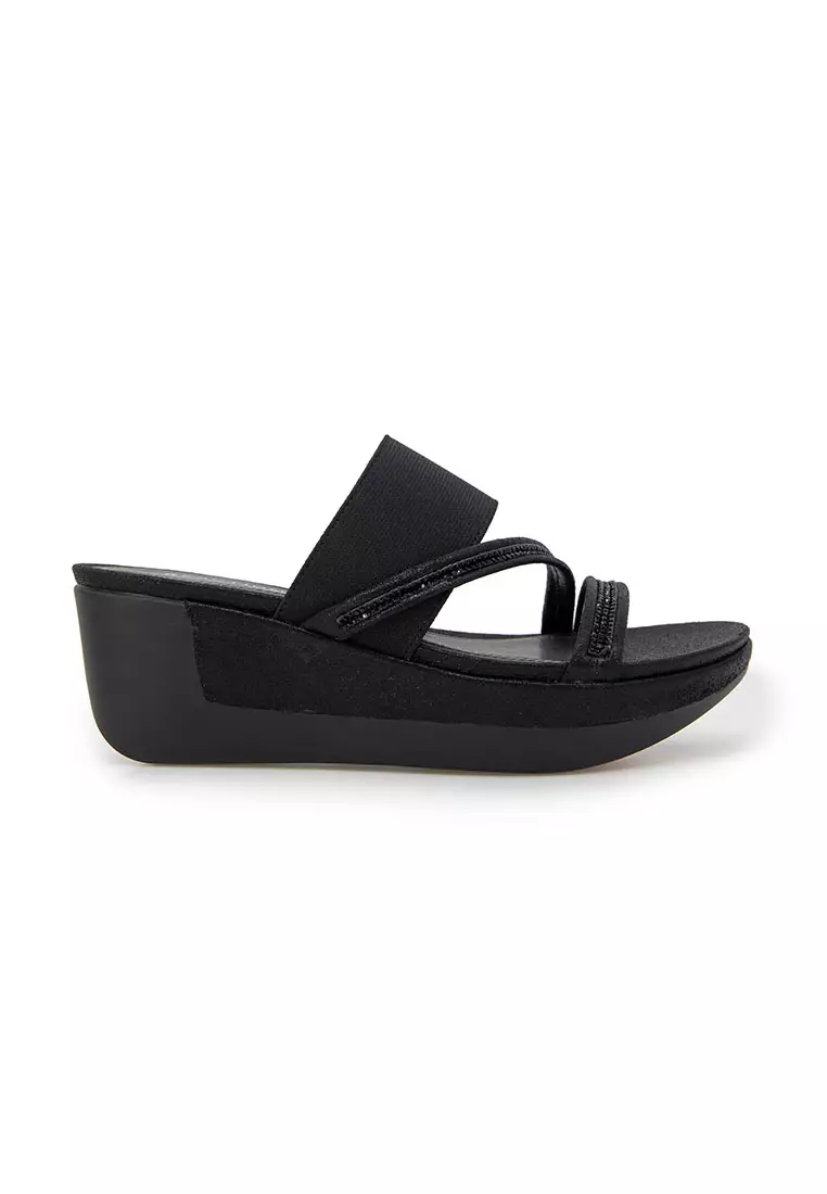 Discount on Kenneth Cole  shoes - SKU: Paula Wedge