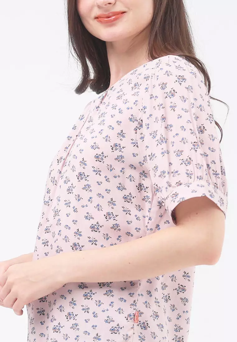 Short Sleeves Roundneck Blouse