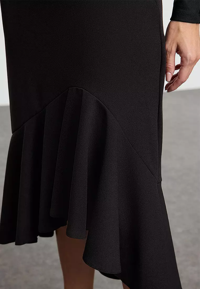 Asymmetric Skirt