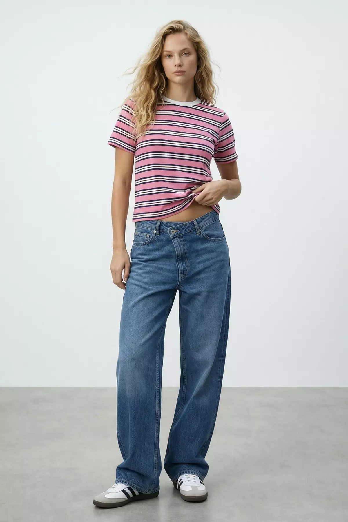 Pink Striped Regular/Normal Fit Short Sleeve Tok 1% Cotton Shoulder Pad Piece Knitted T-Shirt Twoss26Ts31