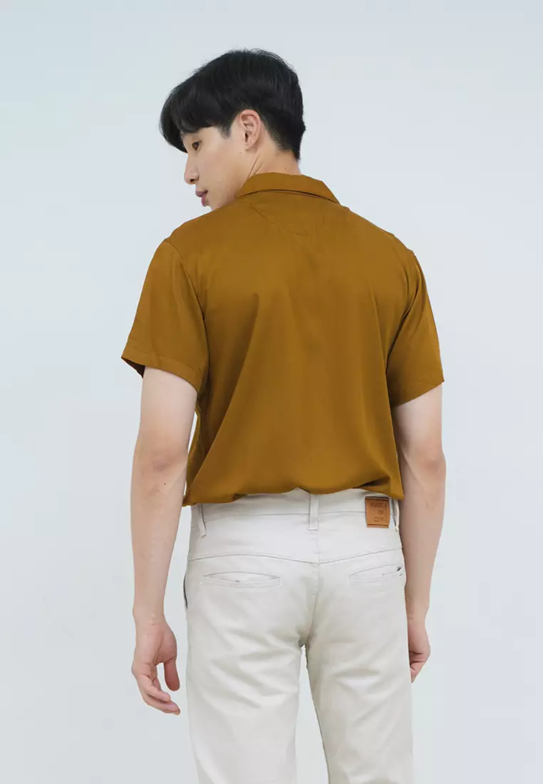 Kemeja bowling shirt pria lengan pendek mustard houseofcuff