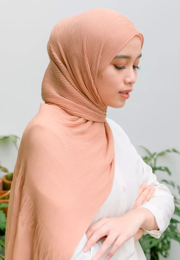 Bawal Pleats Shawl Caramel