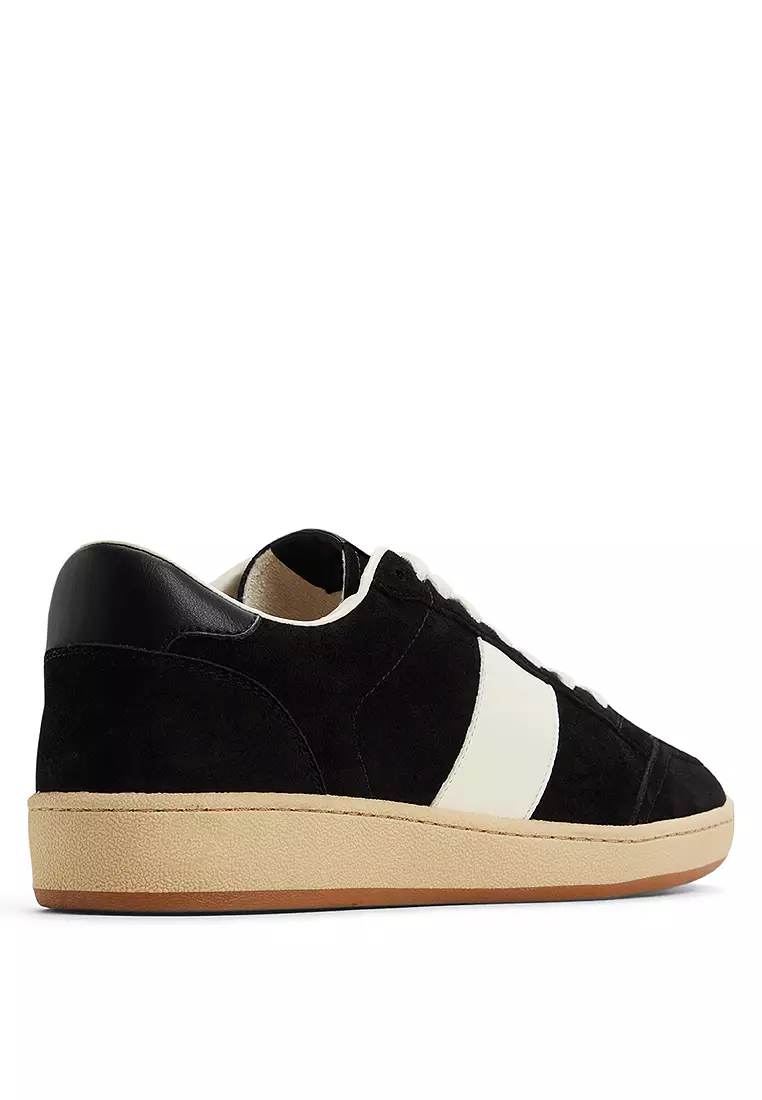Roscoe Sneakers
