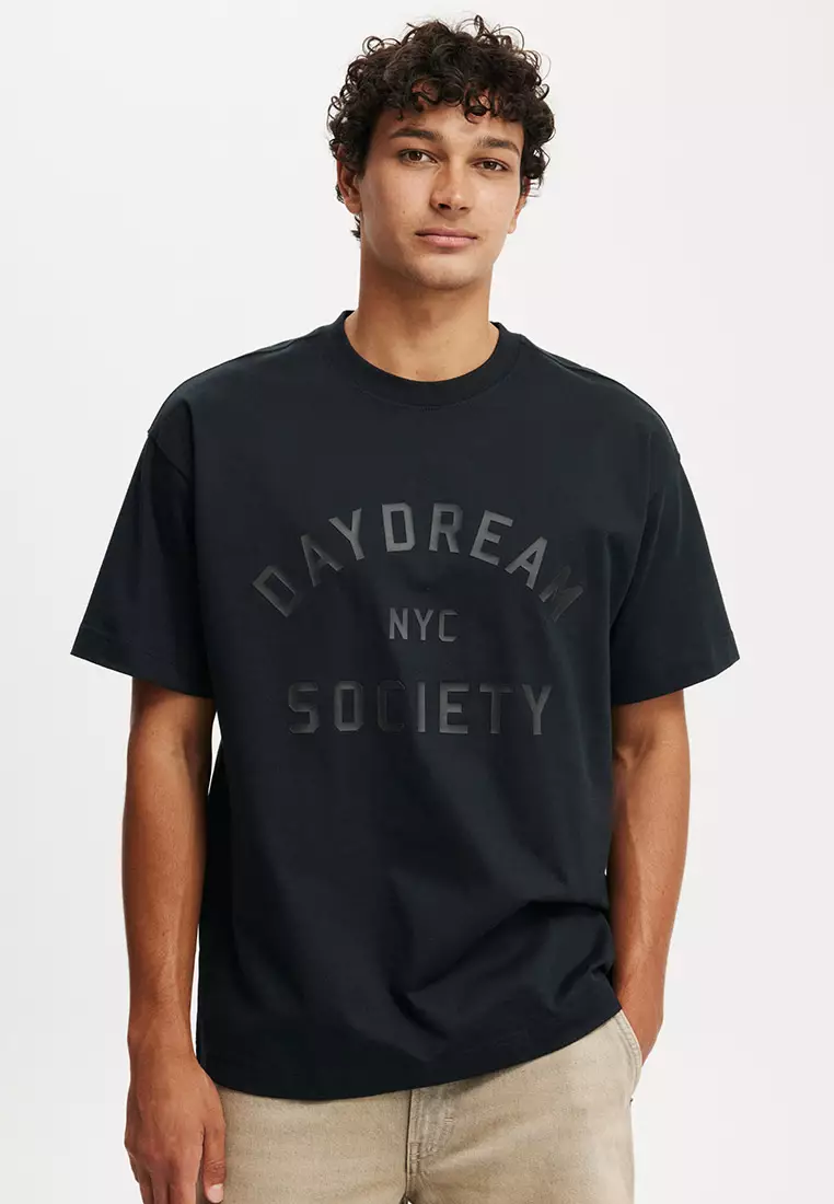 Box Fit Graphic T-Shirt