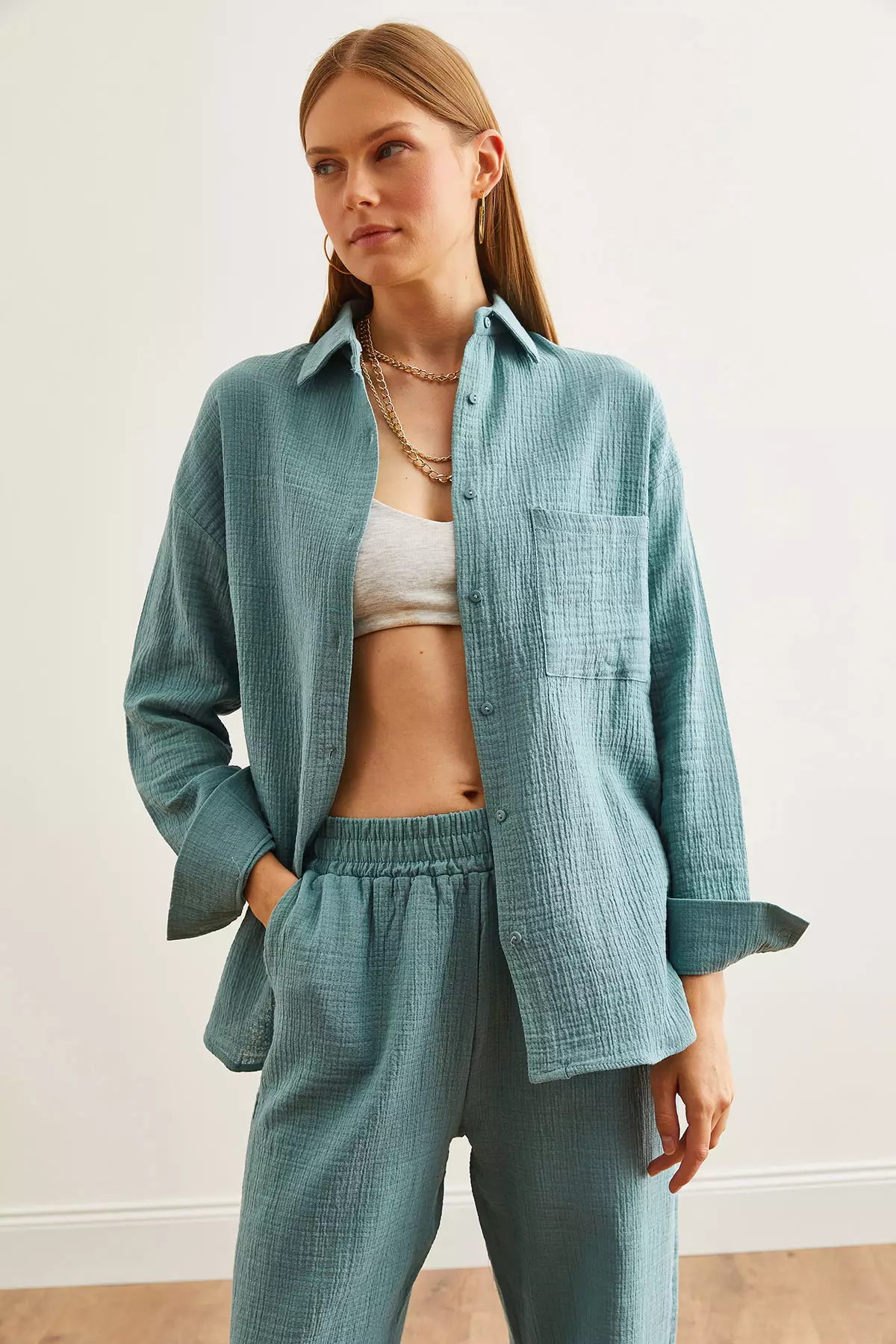 Mint Green Oversize Women's Shirt - Basic Muslin Model Gml- 19001217