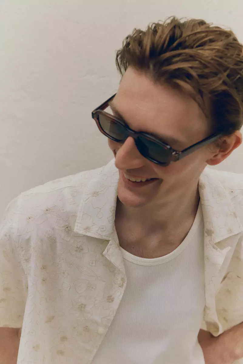 Regular Fit Embroidered resort shirt