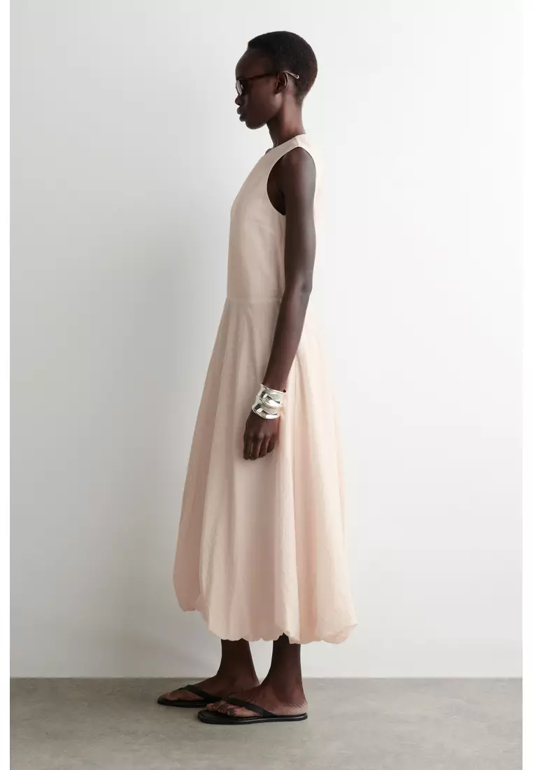 SLEEVELESS BUBBLE-HEM MIDI DRESS