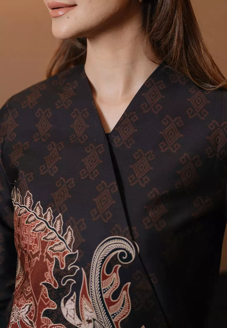 Hadinata Batik Wanita Superfine Blouse Kiyani Kivan