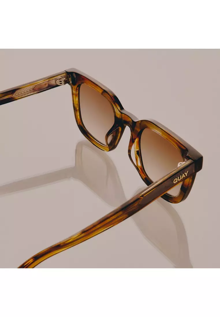 QUAY Game Over Sunglasses - Coffee Swirl/Sepia