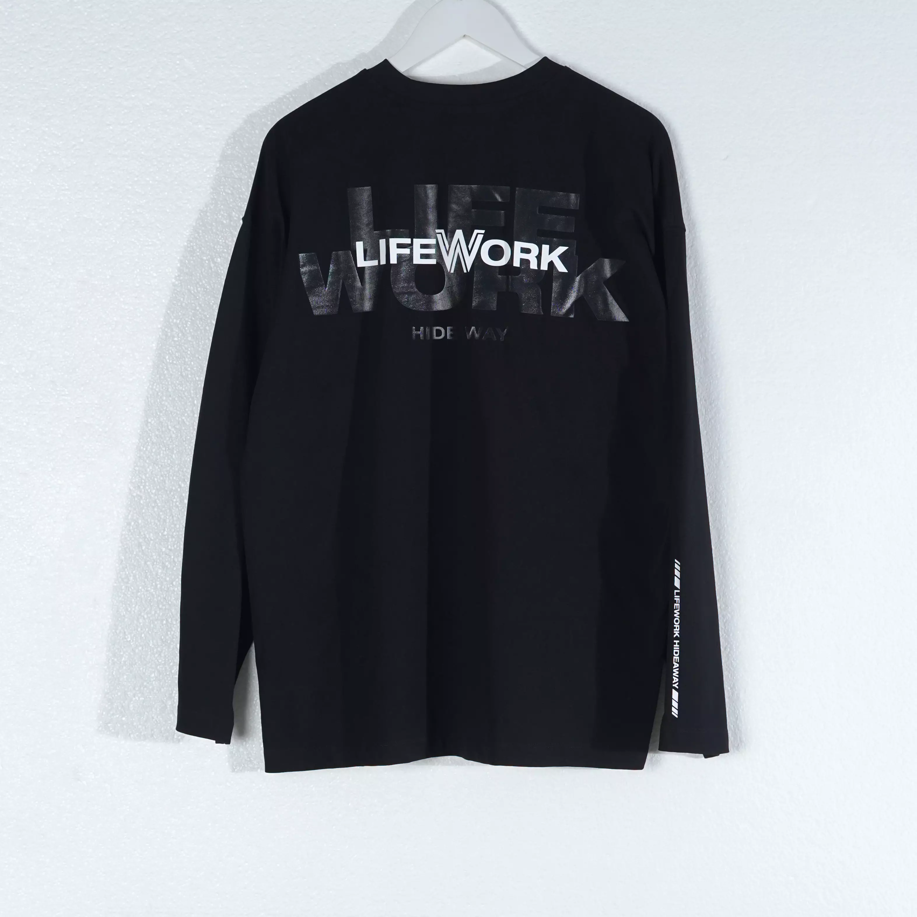 Kaos LIFE WORK W POCKET 0329 HIDEAWAY WHITE BLACK LONG TSHIRT 100% ORIGINAL