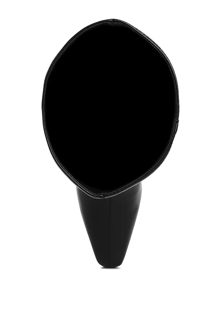 Sepatu bot panjang hak anak kucing berwarna hitam