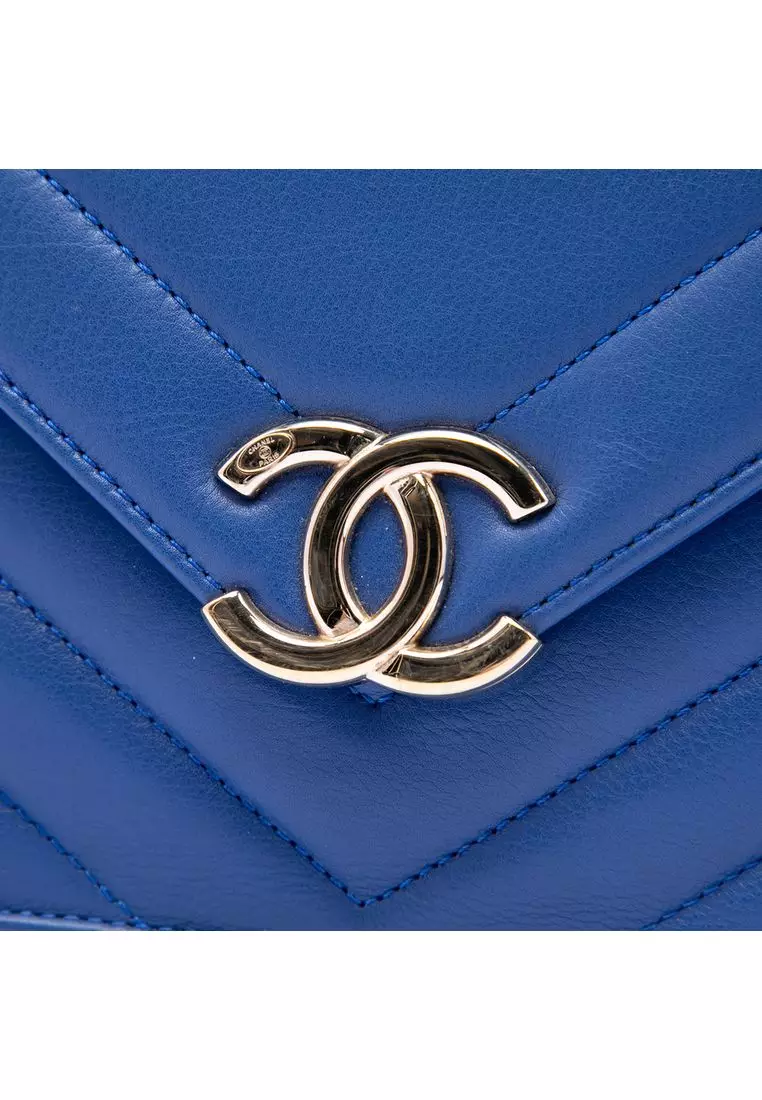Pre-Loved Chanel Small Cc Chevron Calfskin Envelope Flap