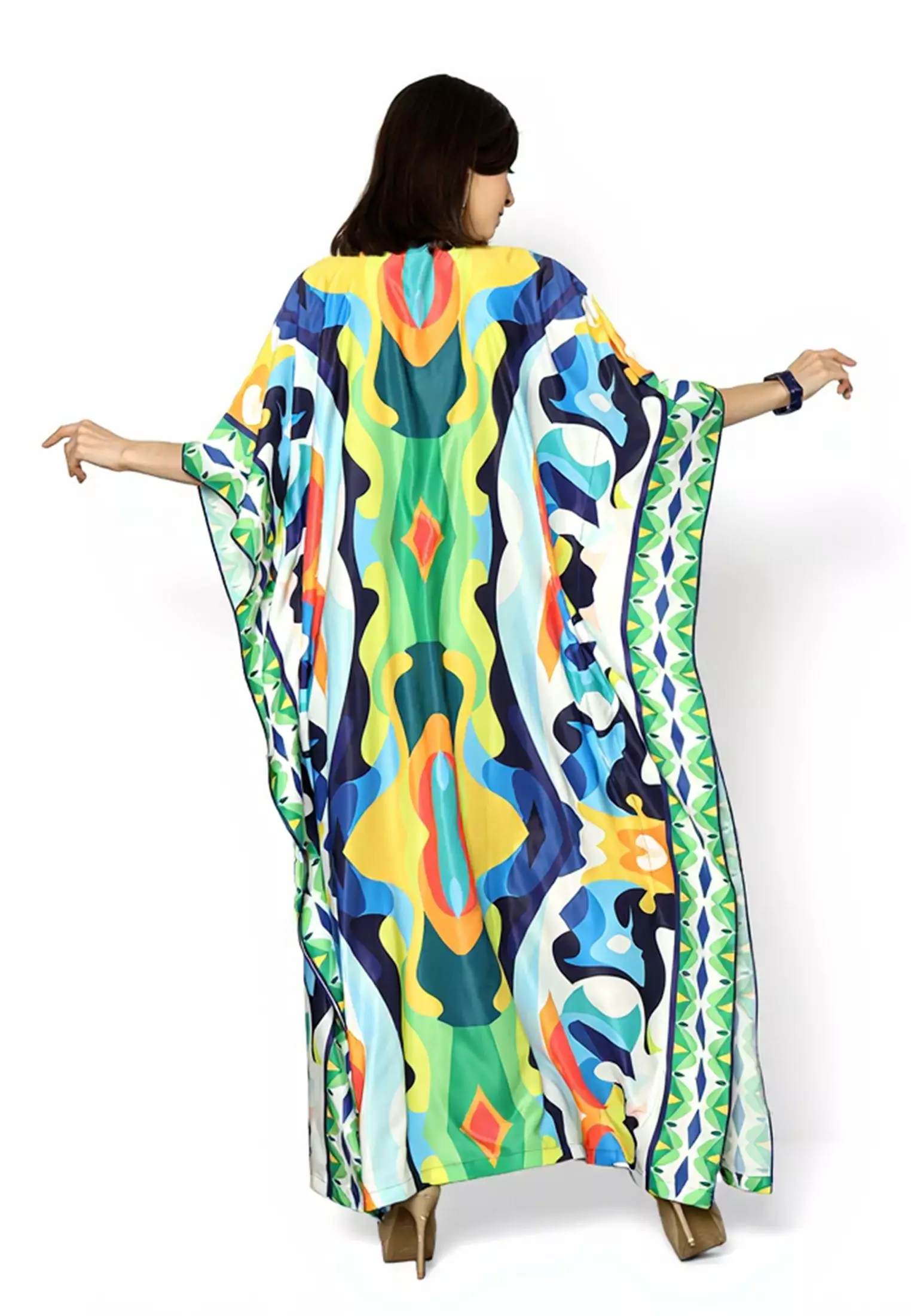 Kanzi Collection Short Sleeve Modern Abstact Kaftan